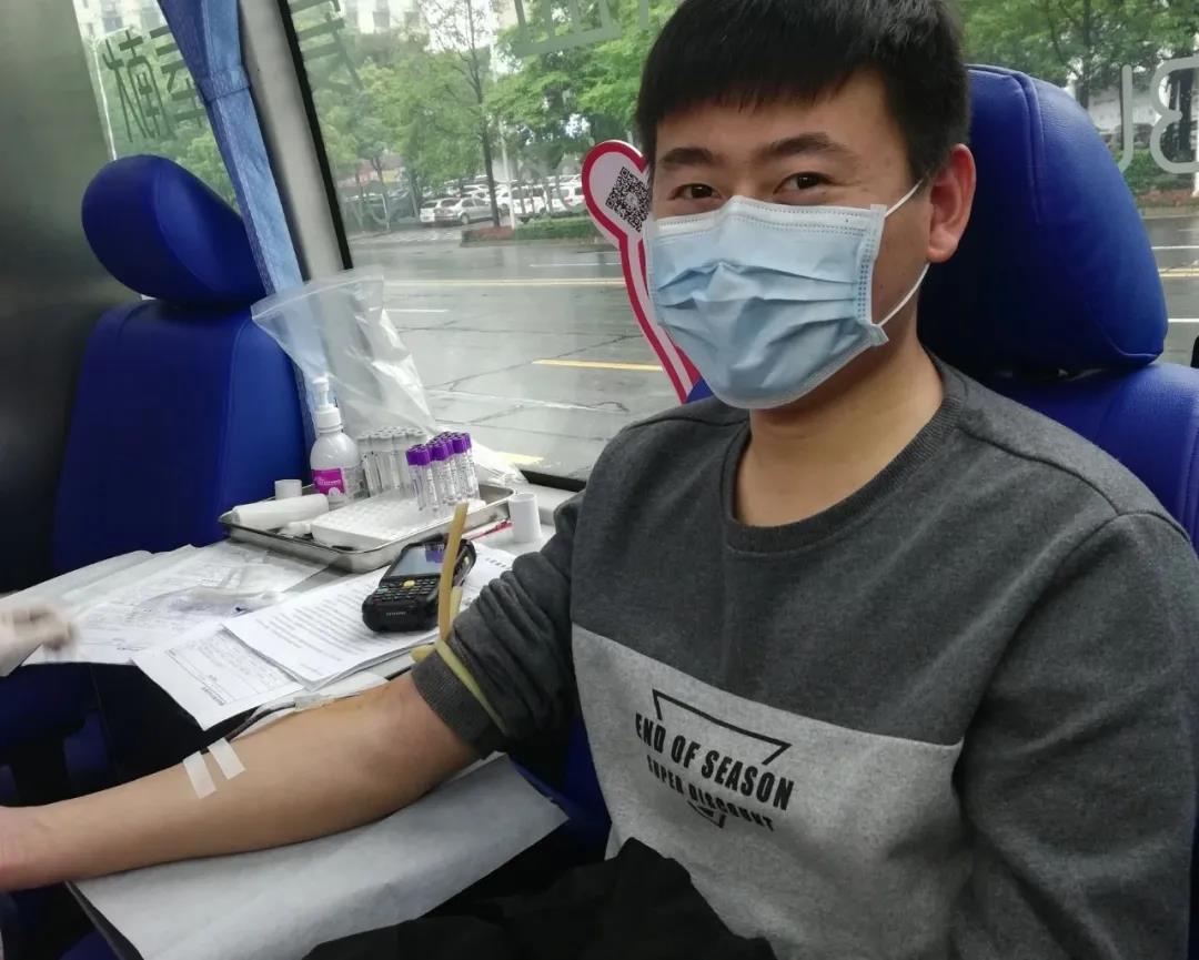 爱心献血，温暖中国，湖南赢博首页在行动！